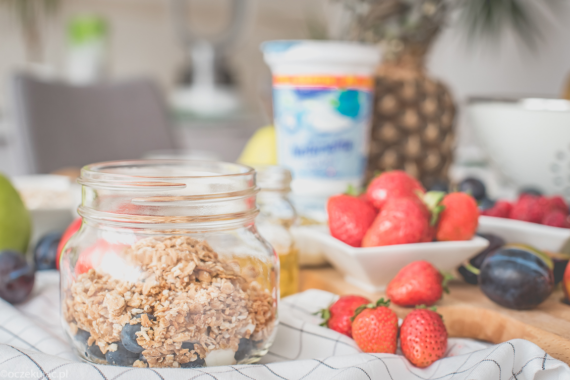 musli z jogurtem bakoma gesty-2-26